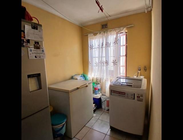 3 BEDROOM SIMPLEX FOR SALE IN LOTUS PARK